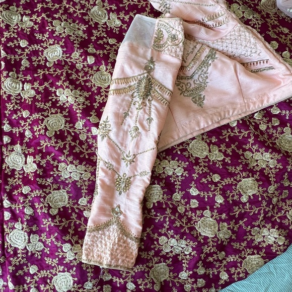 Heavy Pink Lehnga ✨💖 - Picture 8 of 16